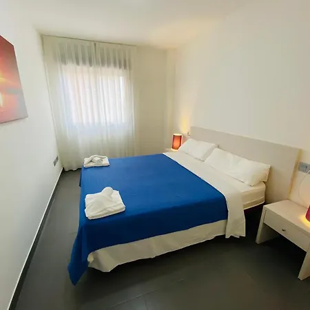 Daire Club Lateral By Alina365