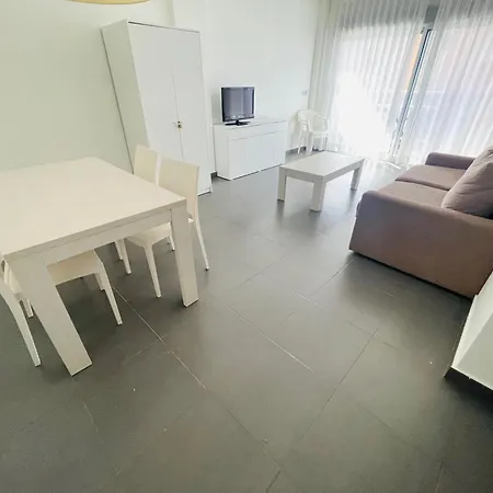 Club Lateral By Alina365